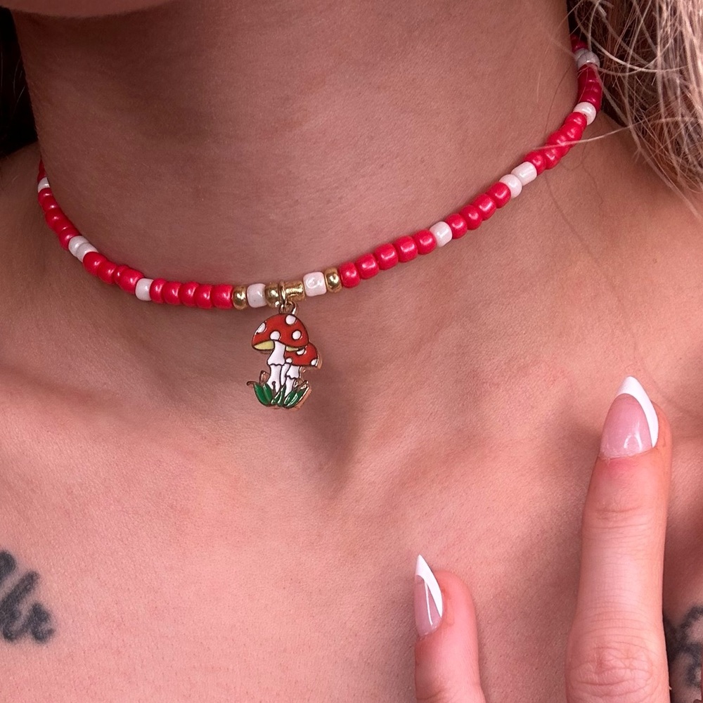 🌿🍄Handmade Amanita Mushroom Beaded Choker🍄🌿